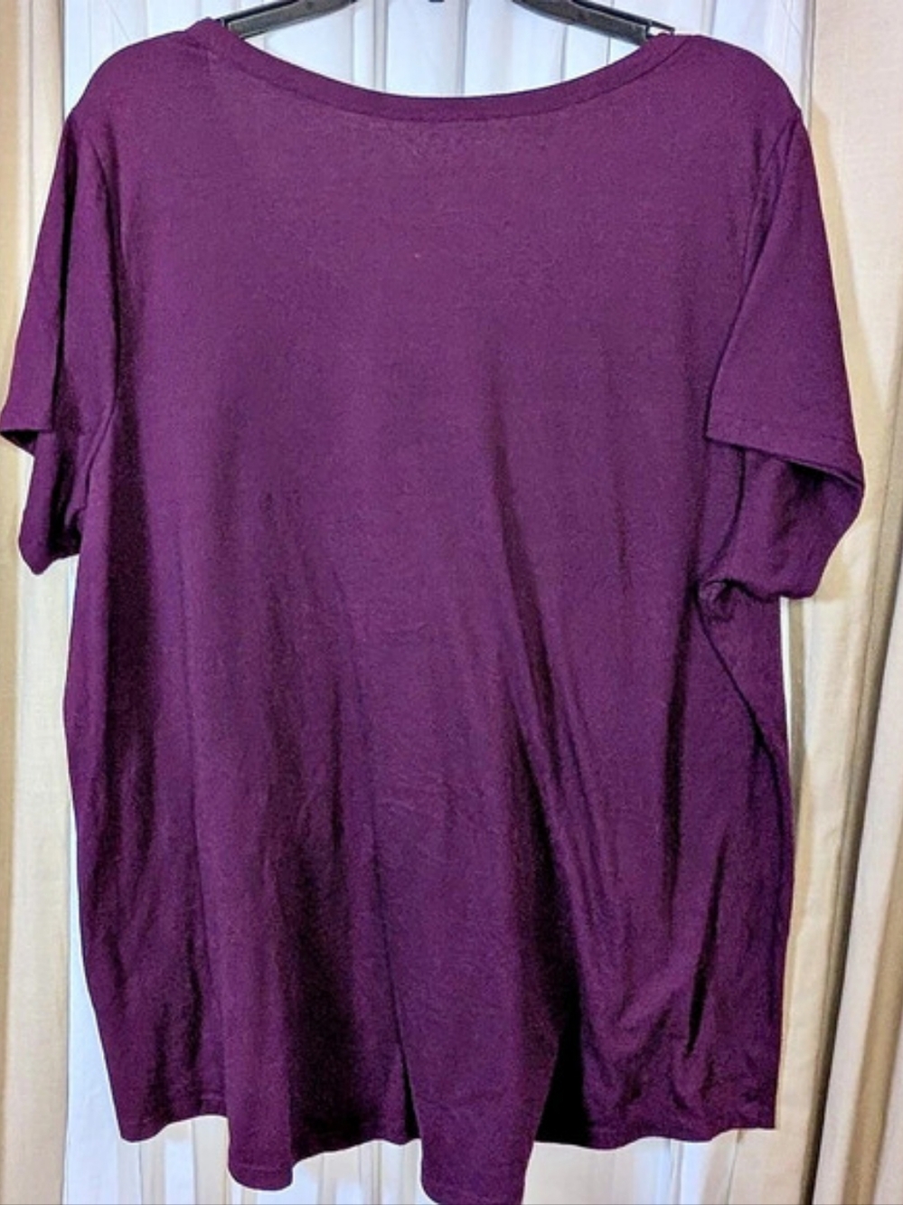 Torrid Classic Fit V-Neck Tee V-Neck Tee in Purple Size 3
